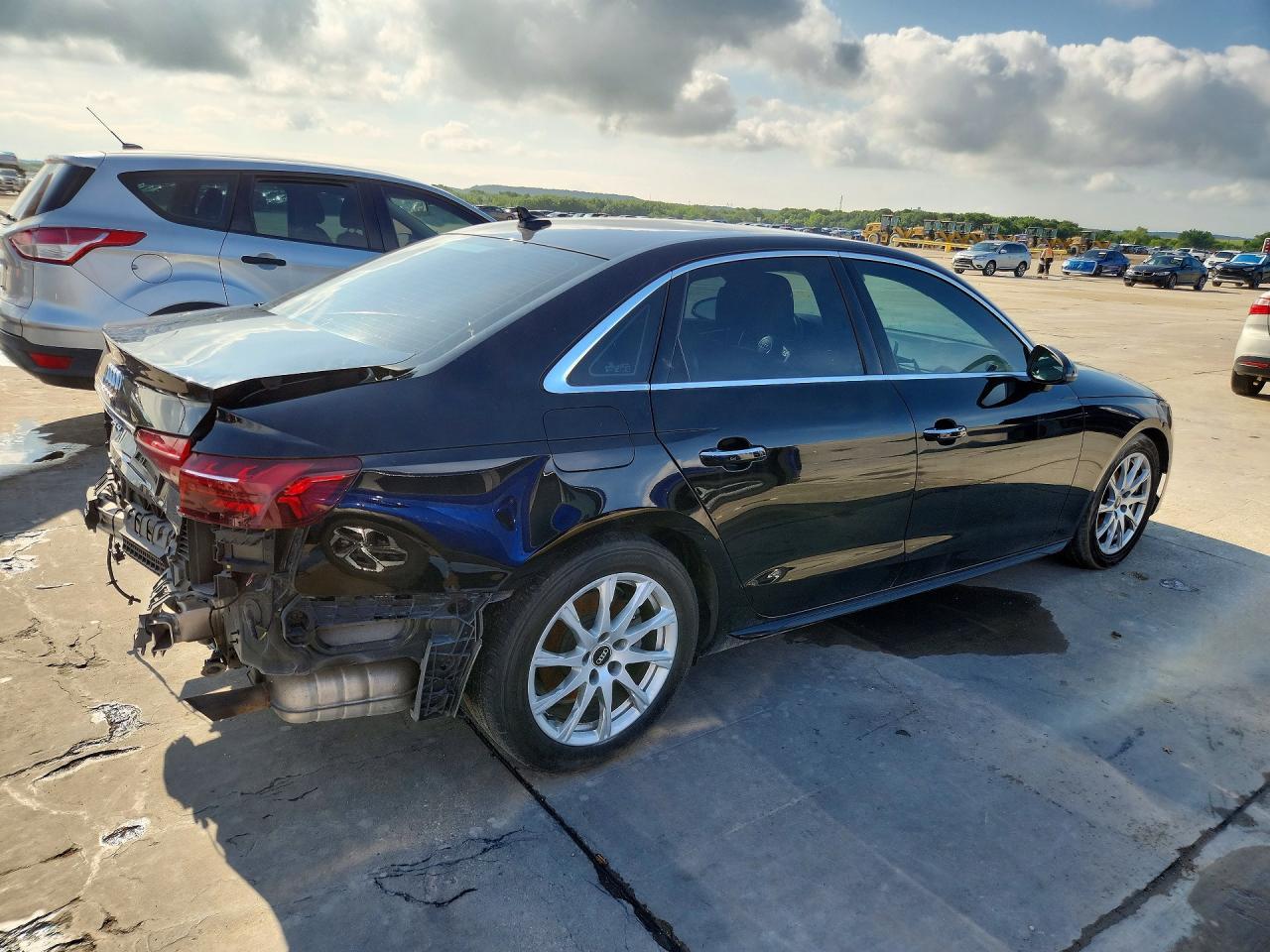 2021 Audi A4 - Фото 3