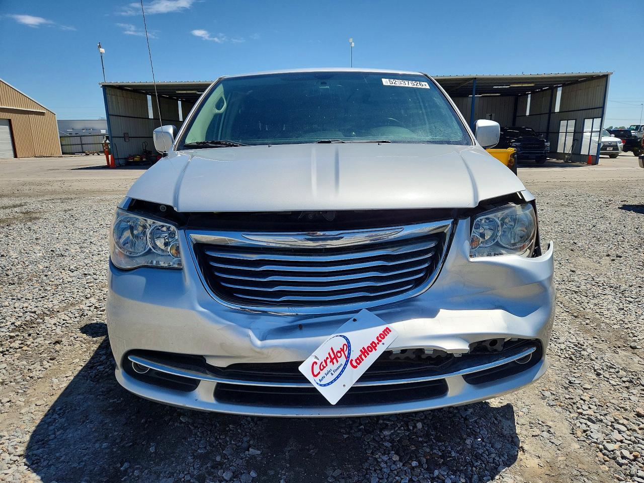 2011 Chrysler Town & Country Touring - Фото 5