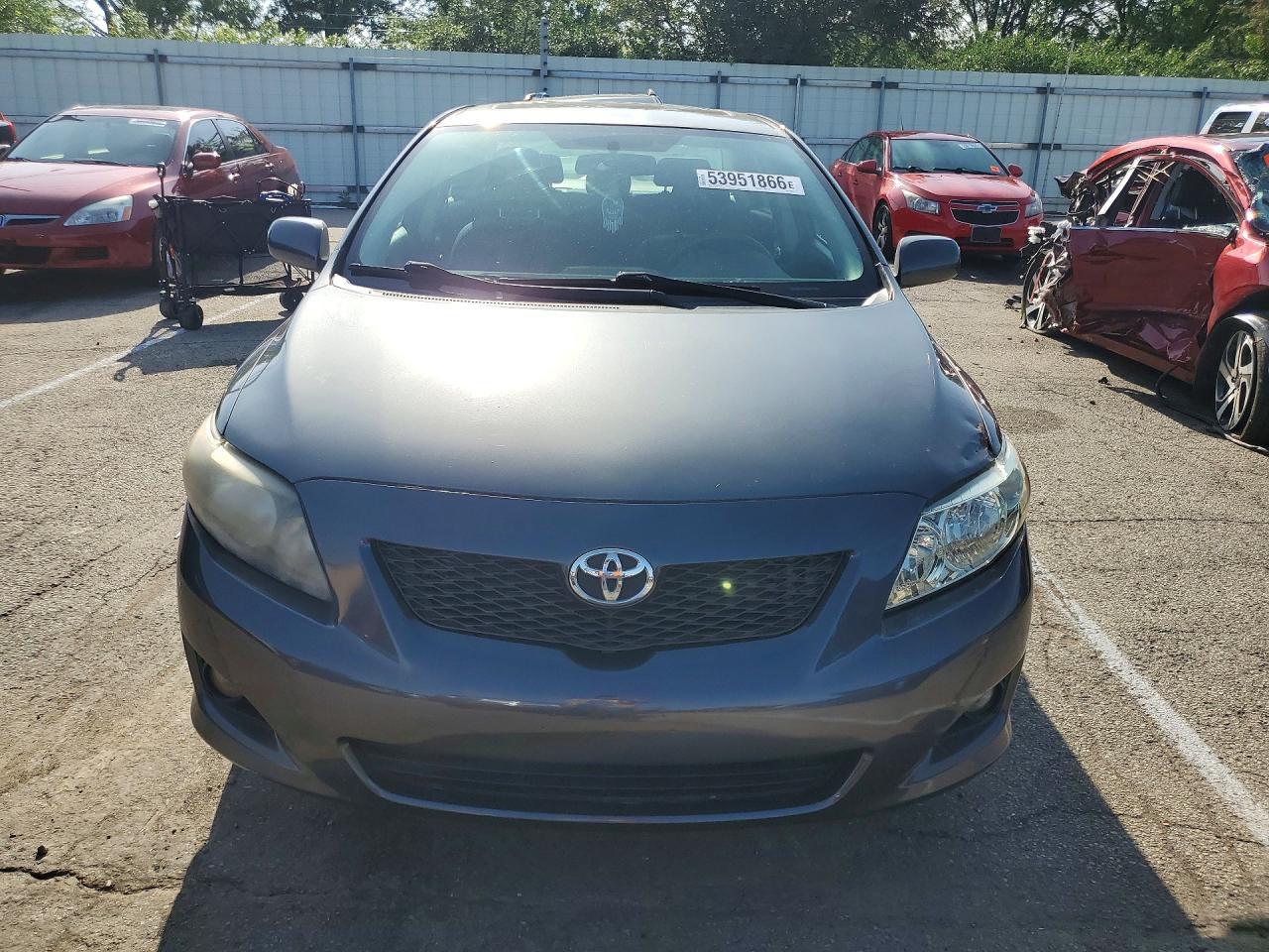 2010 Toyota Corolla S - Фото 5