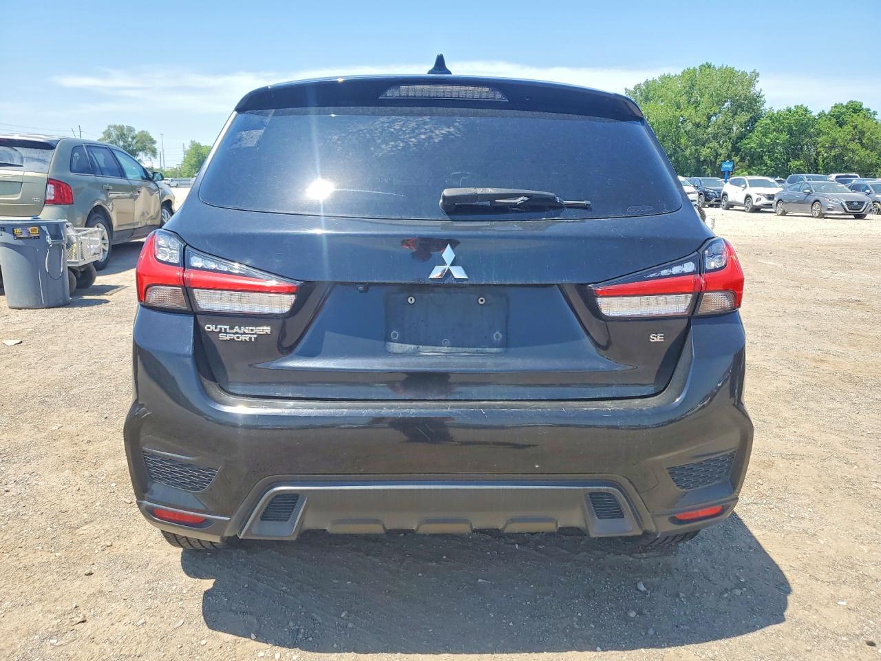 2021 Mitsubishi Outlander Sport Es - Image 6