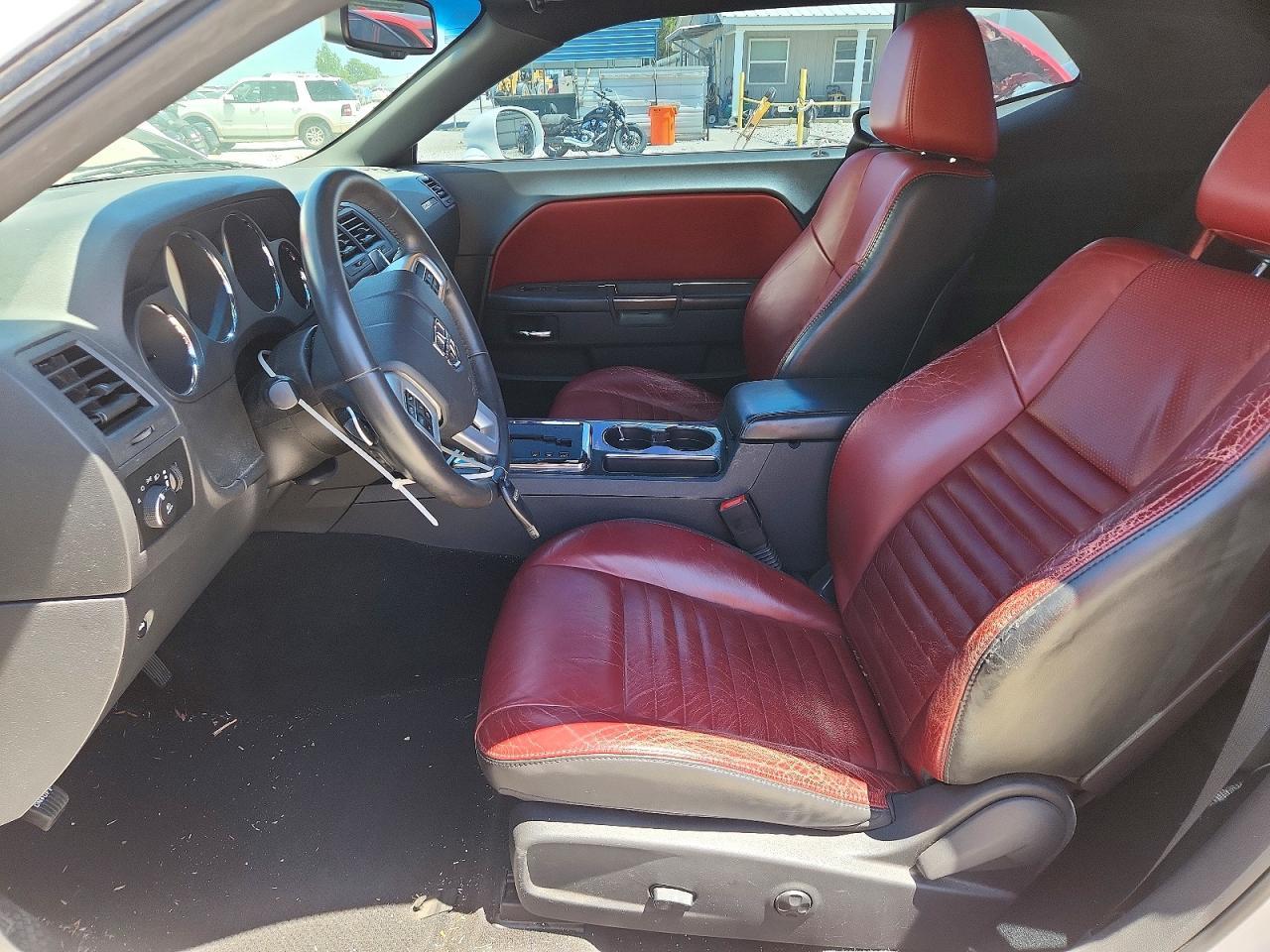 2014 Dodge Challenger Sxt - Image 7