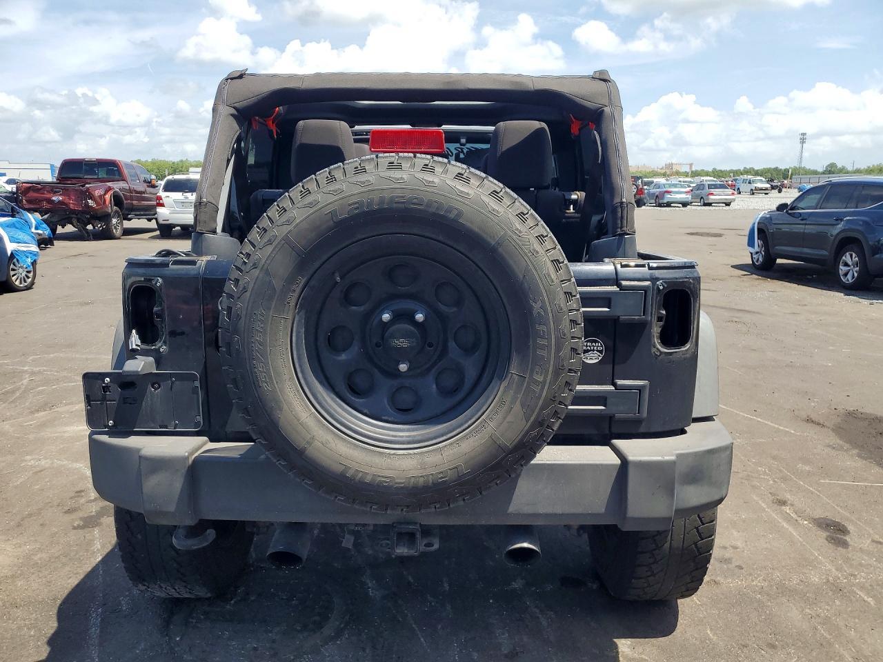 2014 Jeep Wrangler Unlimited Sport - Фото 6