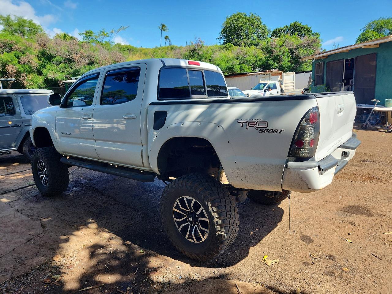 2011 Toyota Tacoma - Фото 2