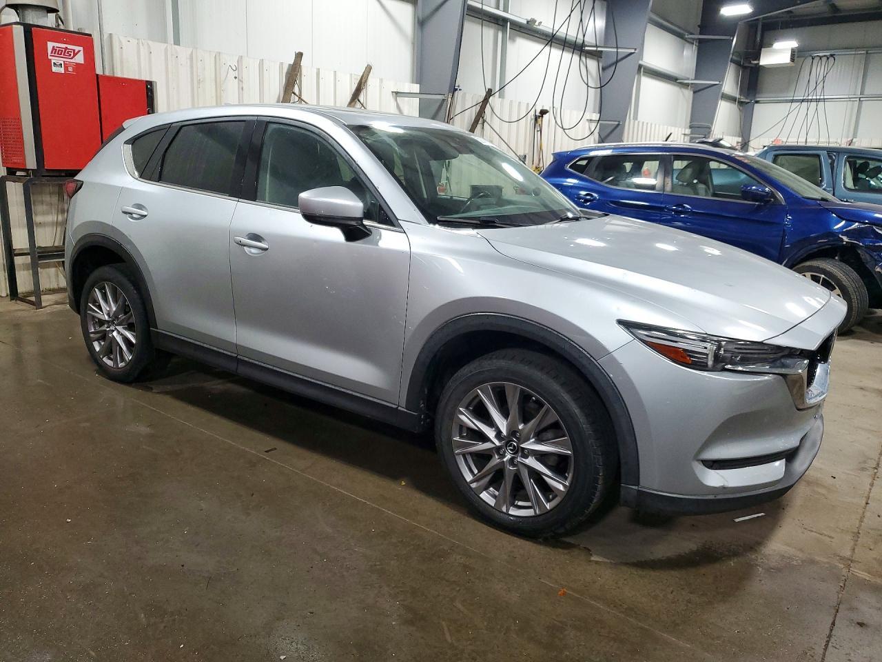 2019 Mazda Cx-5 Grand Touring - Image 4