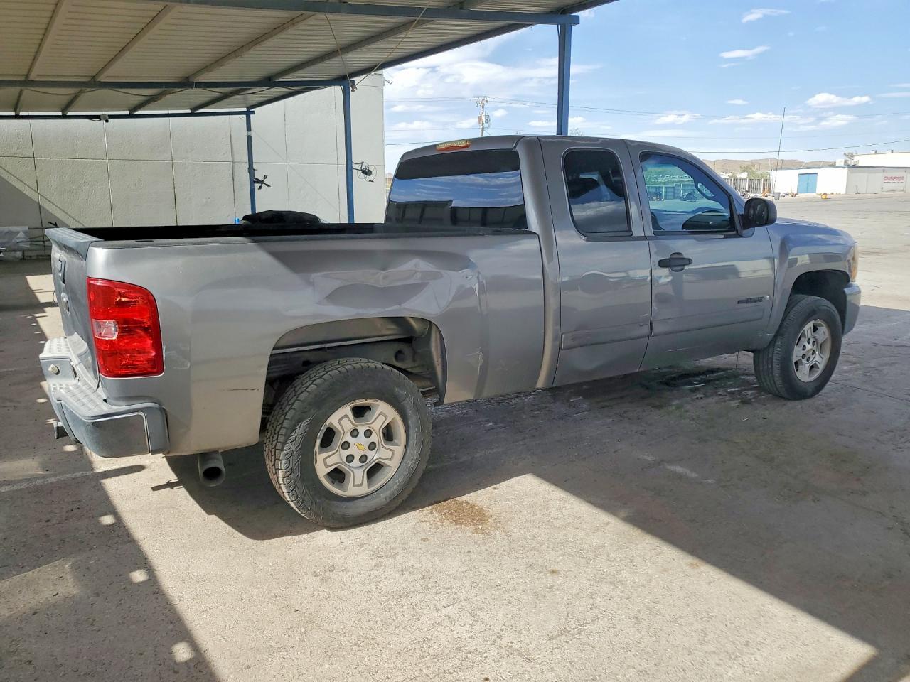 2008 Chevrolet Silverado C1500 - Фото 3