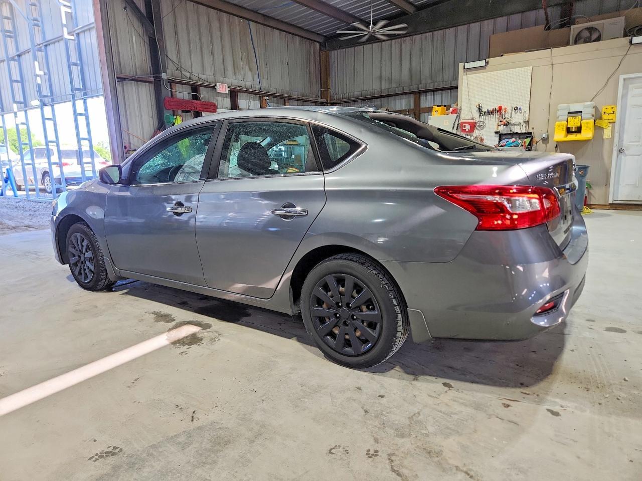 2017 Nissan Sentra Sv - Image 2