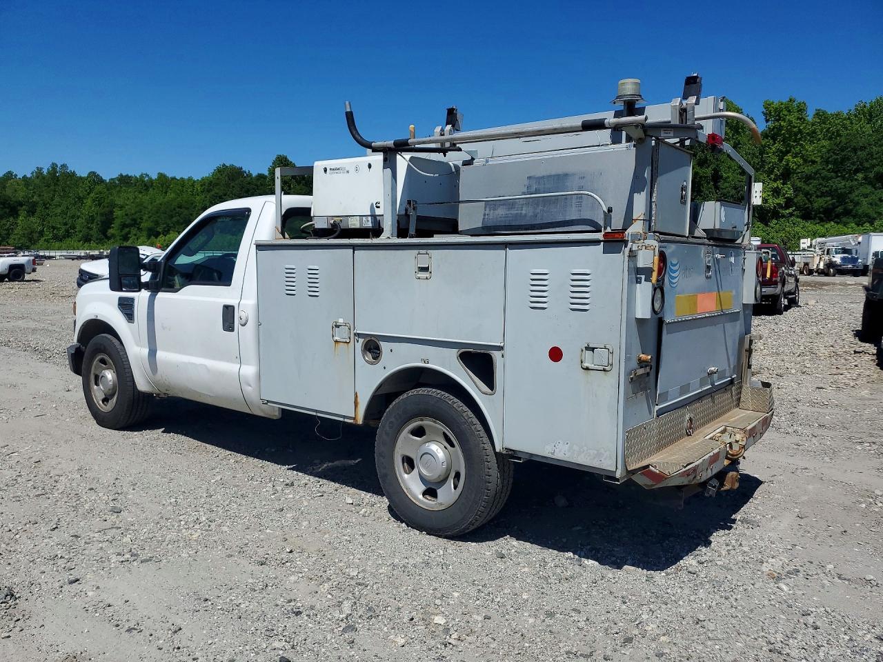 2008 Ford F350 Srw Super Duty - Image 2
