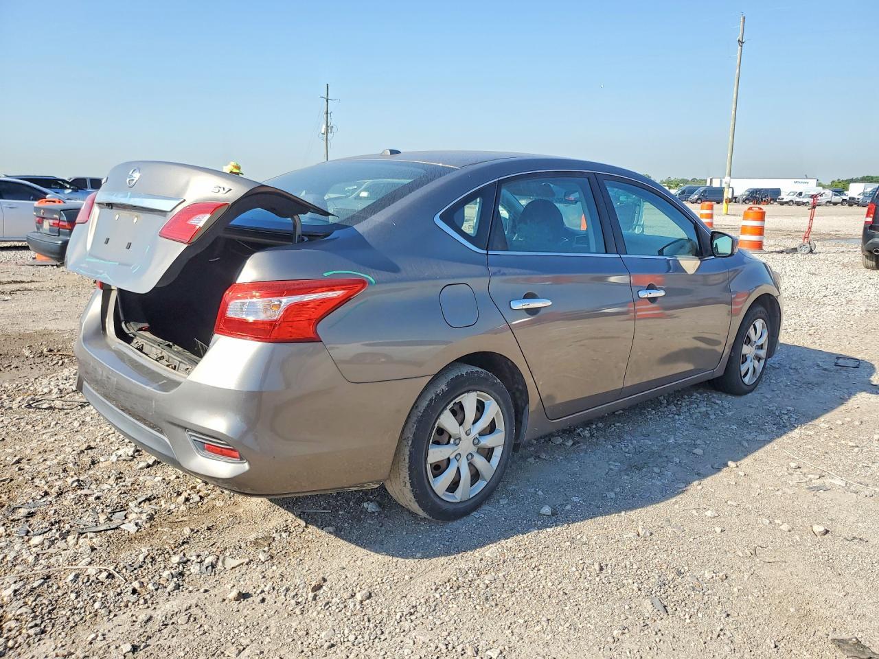 2016 Nissan Sentra Sv - Фото 3
