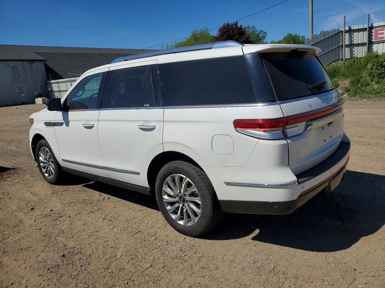 2023 Lincoln Navigator - Фото 2