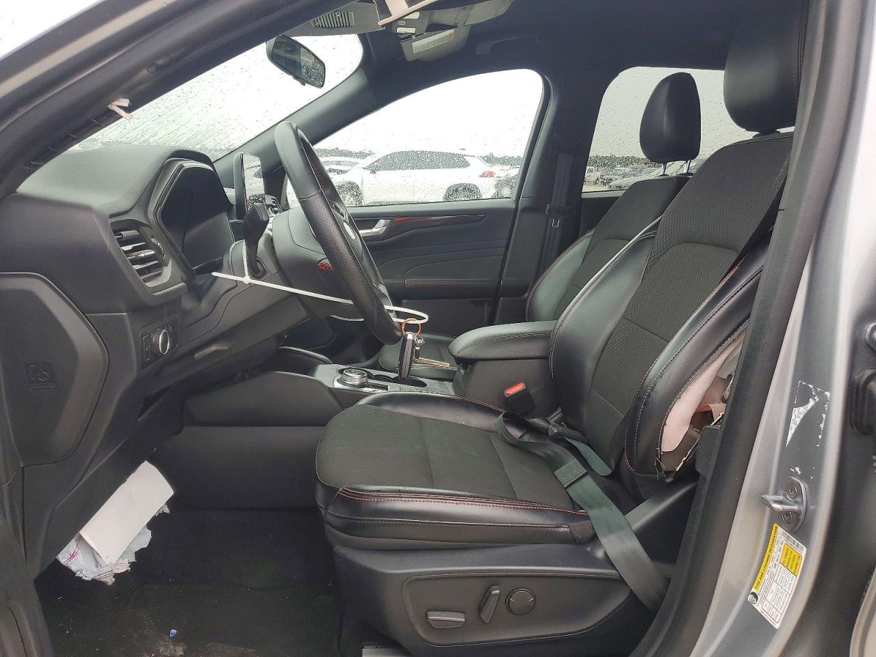 2024 Ford Escape St Line - Image 7