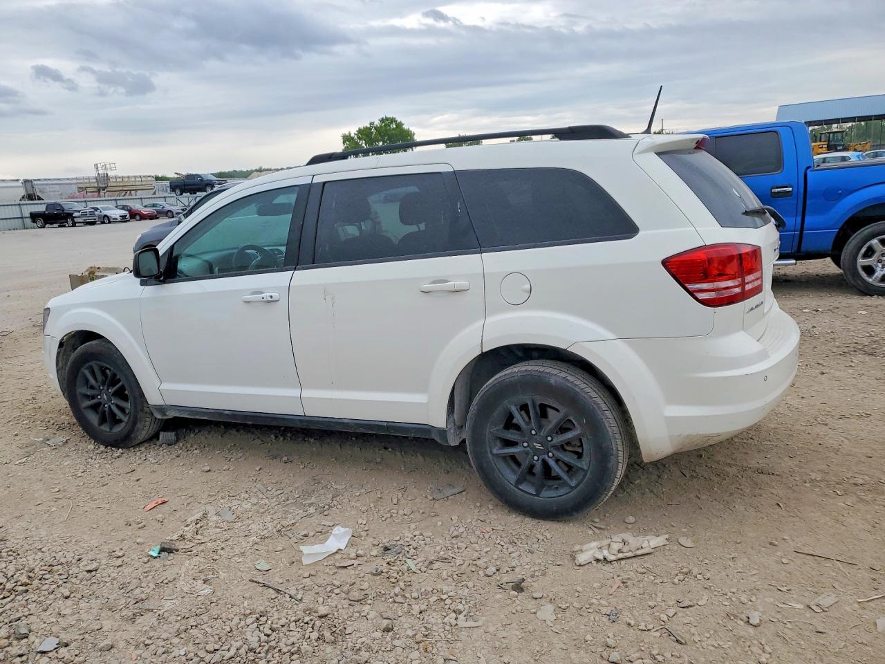 2020 Dodge Journey Se - Фото 2