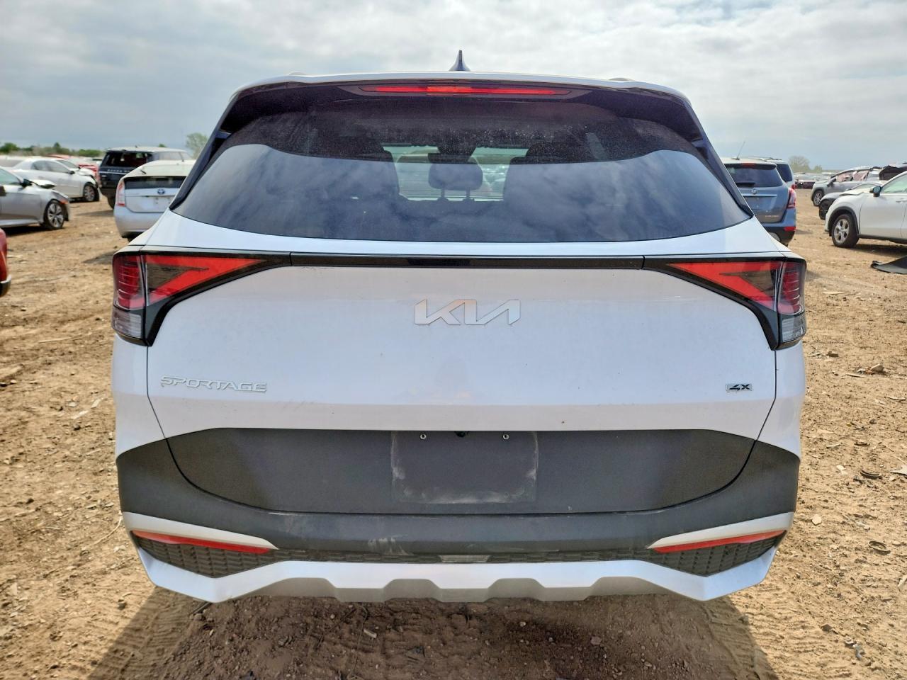 2025 Kia Sportage Ex - Image 6