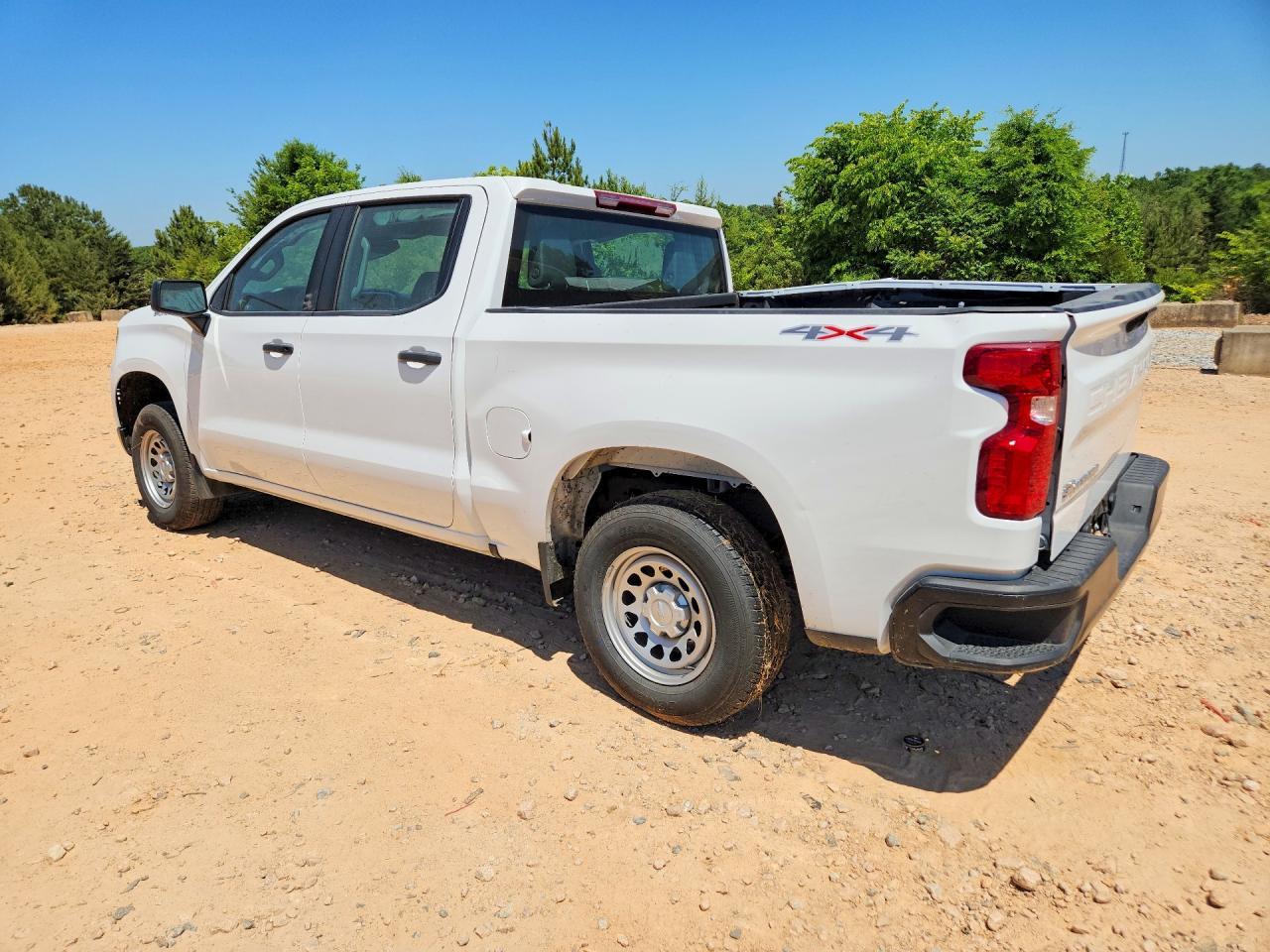 2025 Chevrolet Silverado K1500 - Фото 2