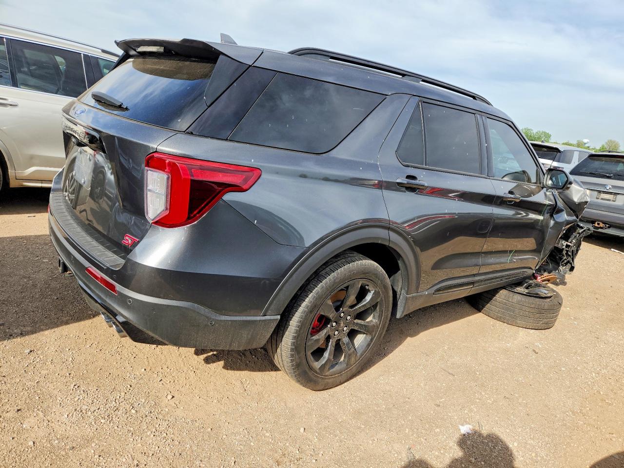 2020 Ford Explorer St - Фото 3