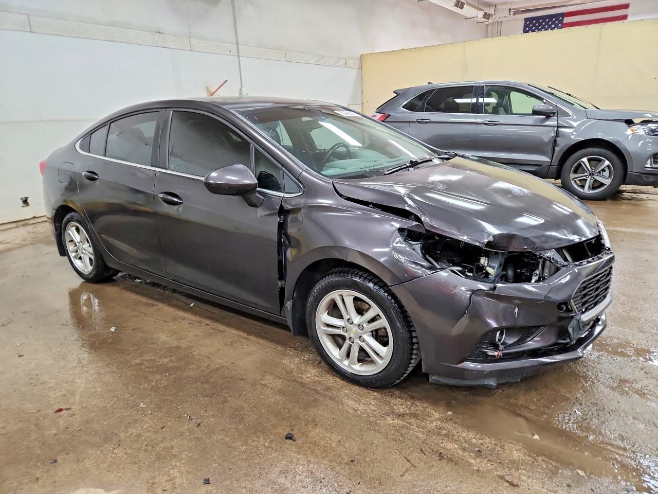 2017 Chevrolet Cruze Lt - Фото 4