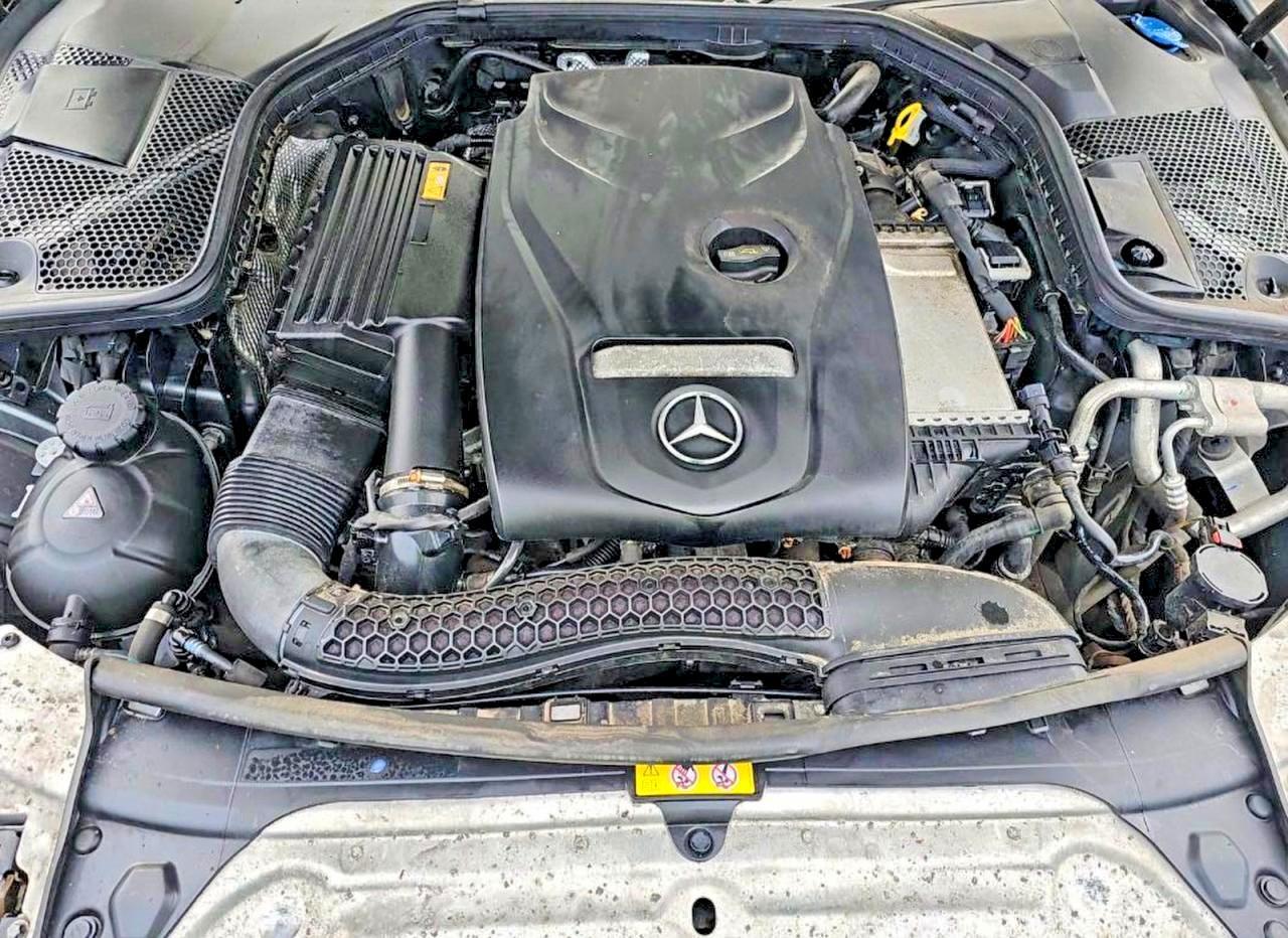 2017 Mercedes-Benz C 300 4Matic - Фото 7
