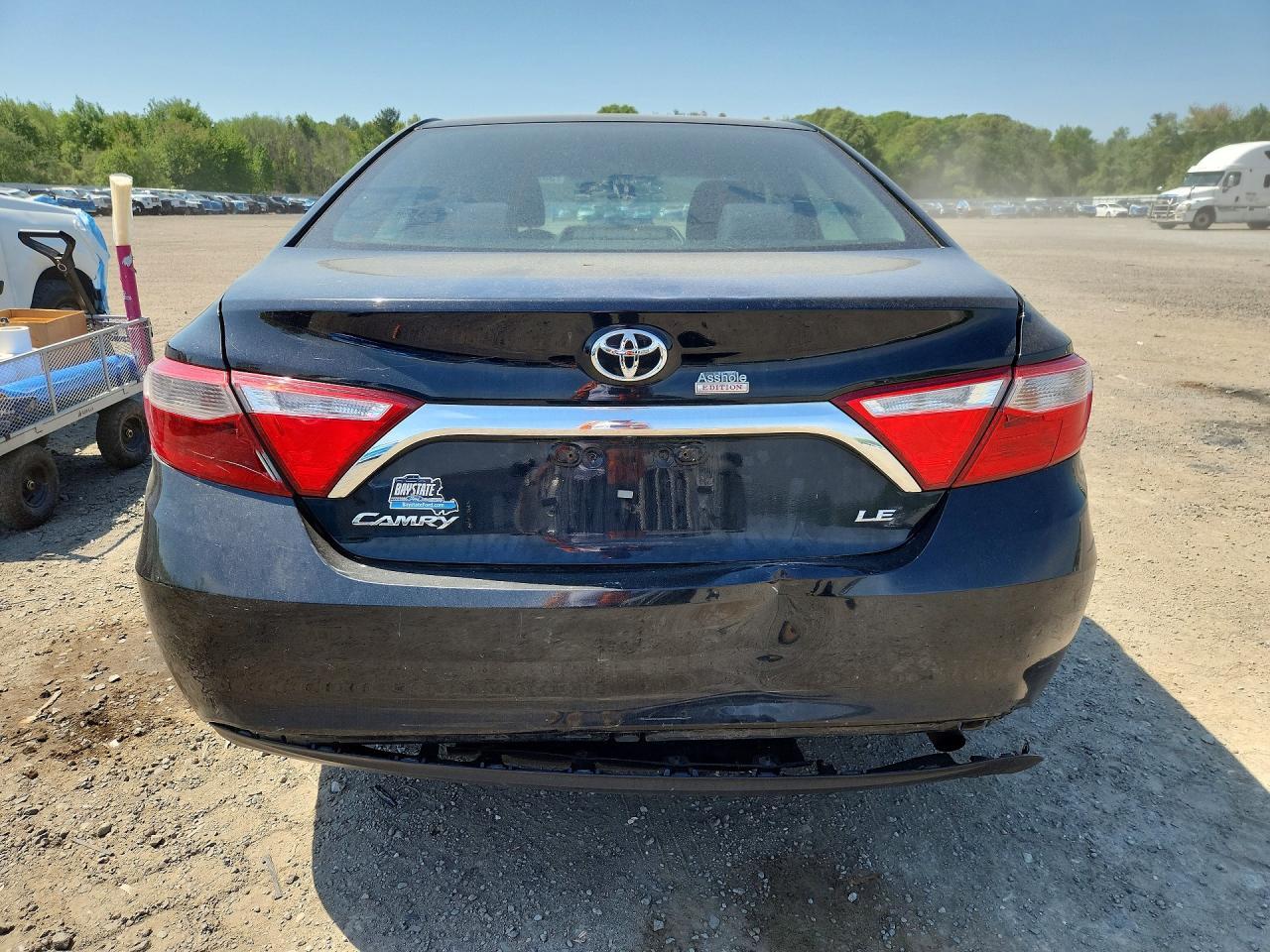 2015 Toyota Camry Le - Фото 6