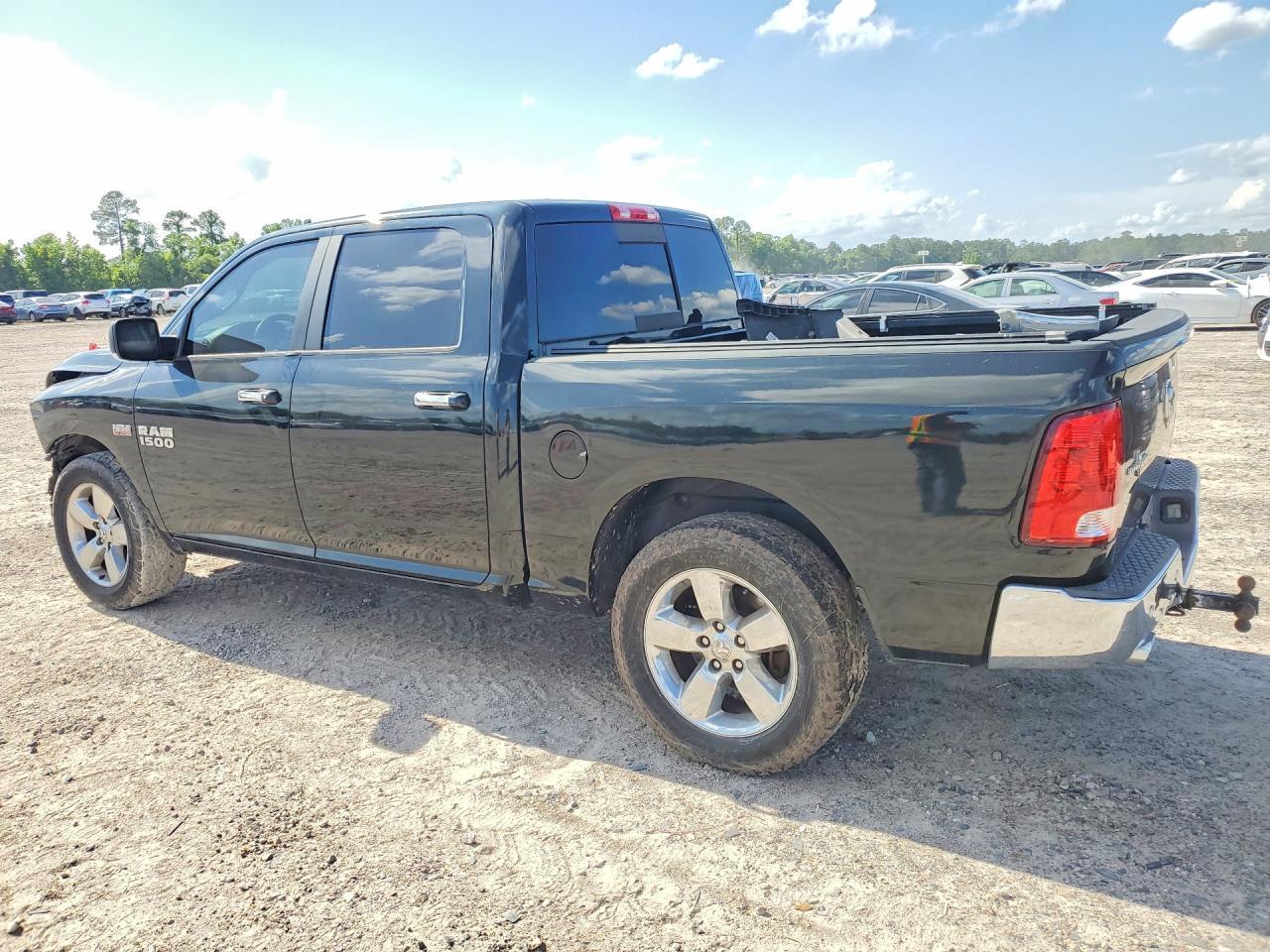 2017 Ram 1500 Slt - Image 2