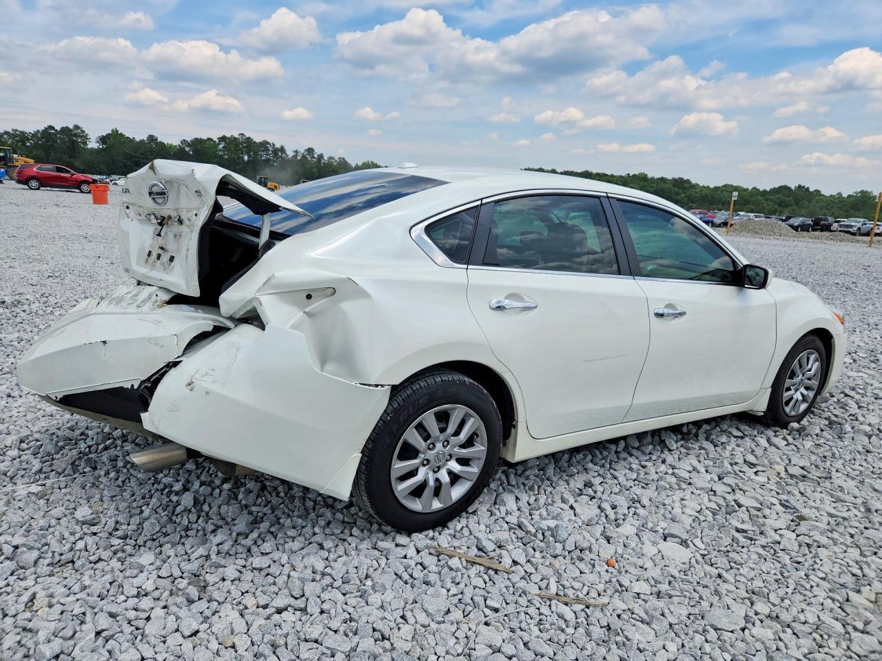 2015 Nissan Altima 2.5 - Фото 3