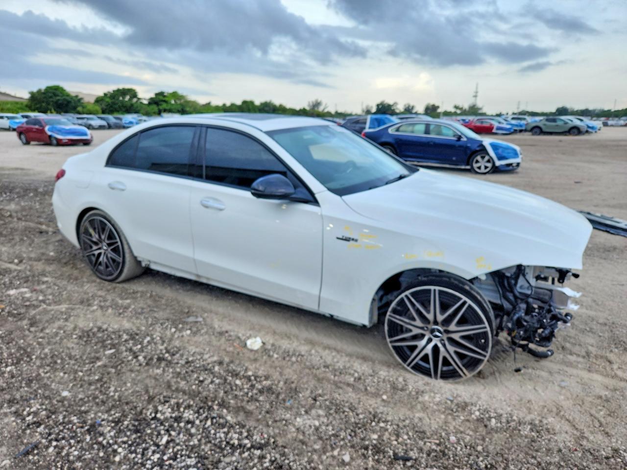 2026 Mercedes-Benz C 43 Amg - Image 4