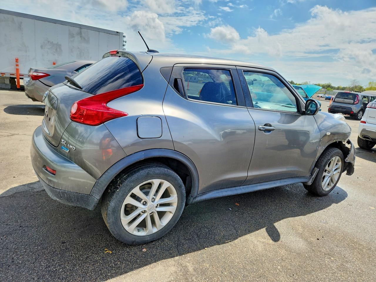 2012 Nissan Juke S - Фото 3