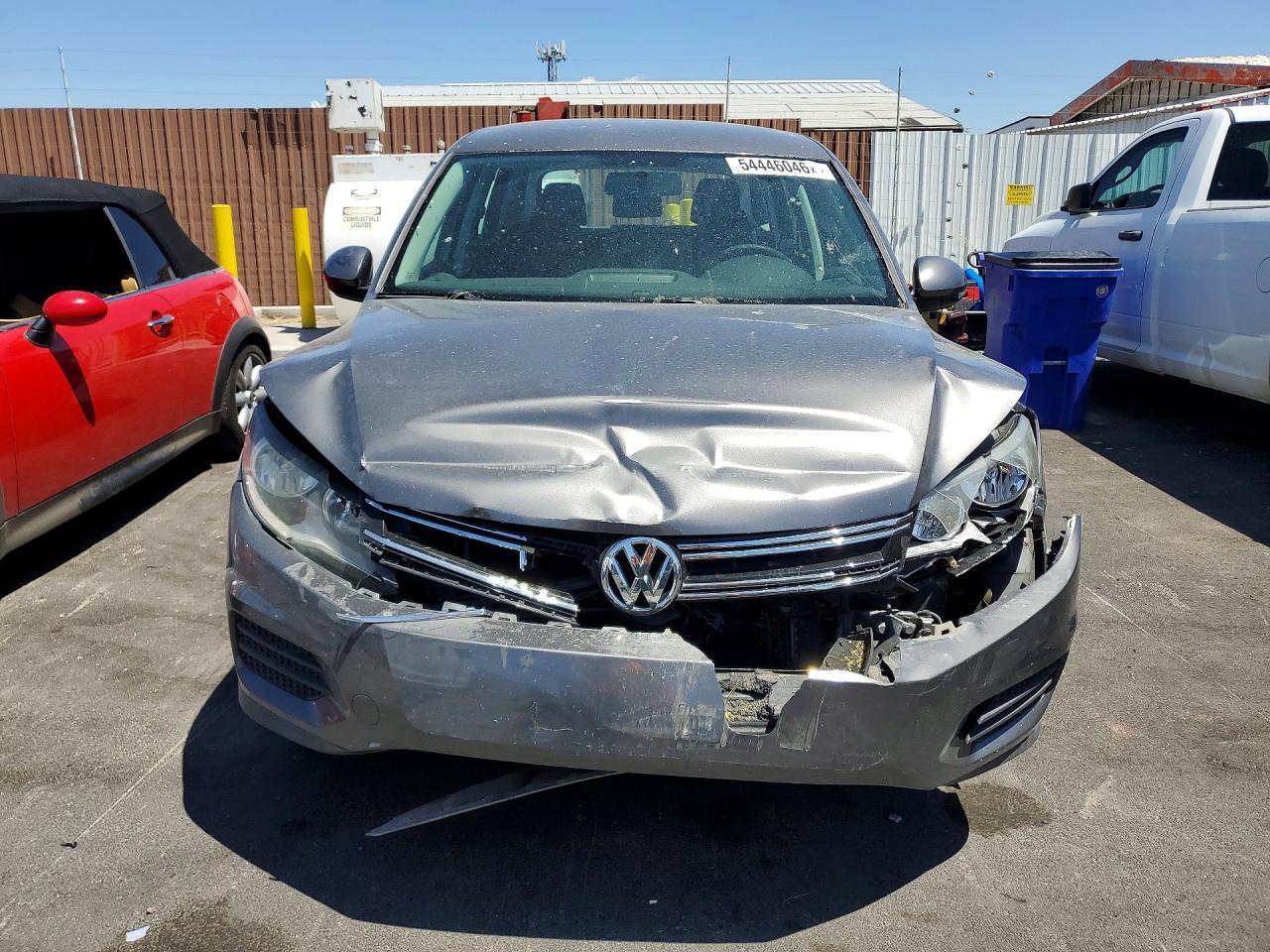 2012 Volkswagen Tiguan S - Фото 5
