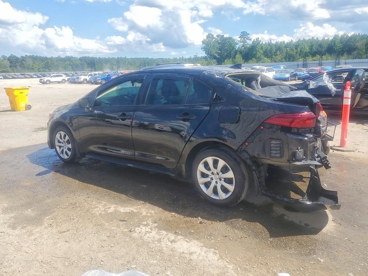 2026 Toyota Corolla Le - Image 2