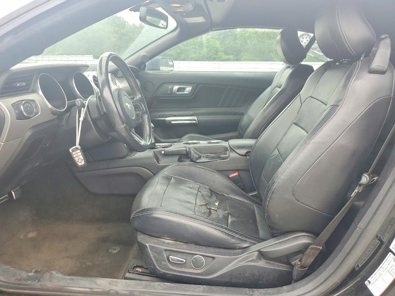 2018 Ford Mustang - Image 7