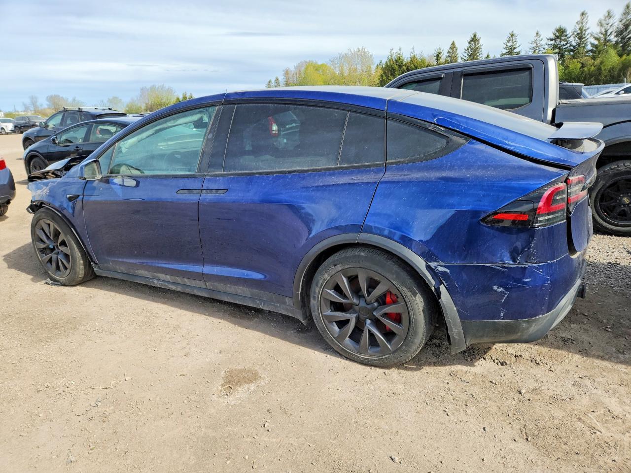 2023 Tesla Model X - Фото 2