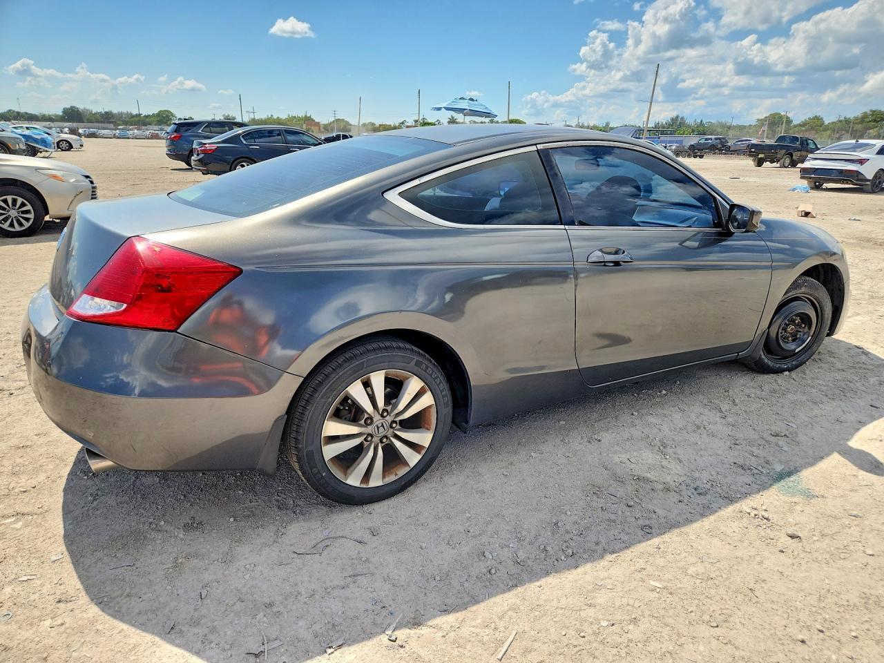2011 Honda Accord Lx-S - Image 3