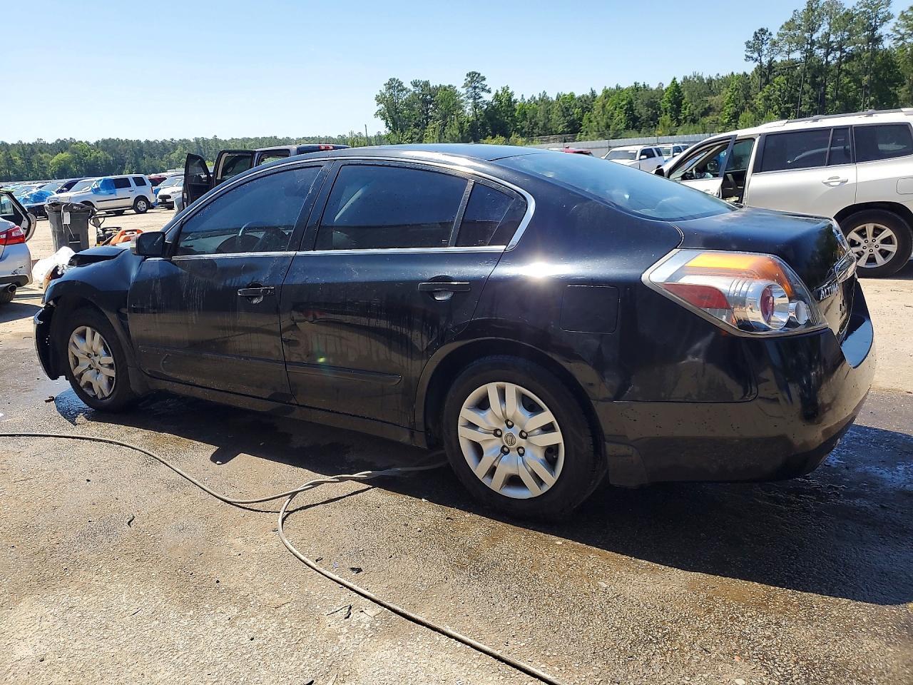 2011 Nissan Altima 2.5 - Фото 2