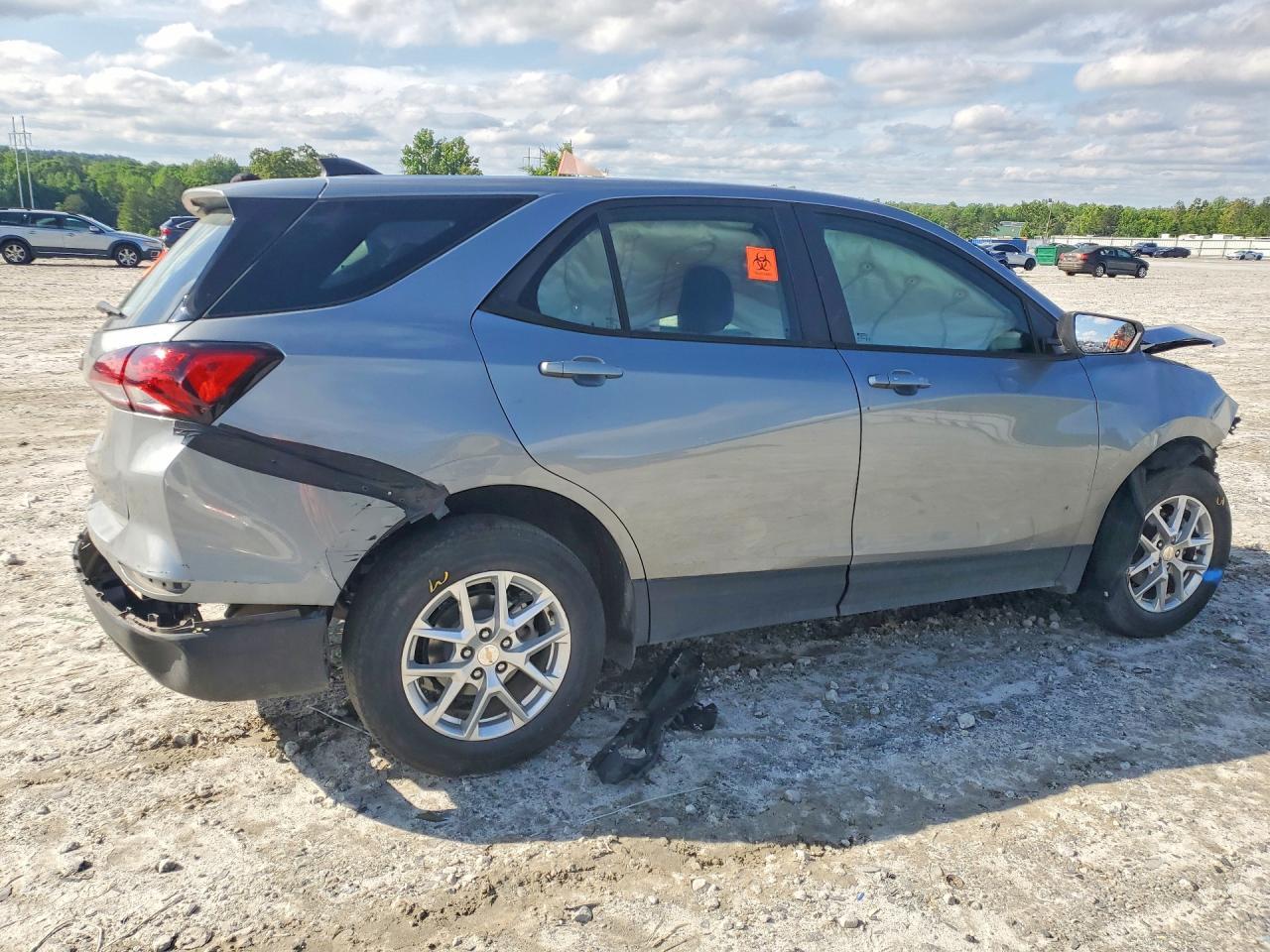 2024 Chevrolet Equinox Ls - Фото 3