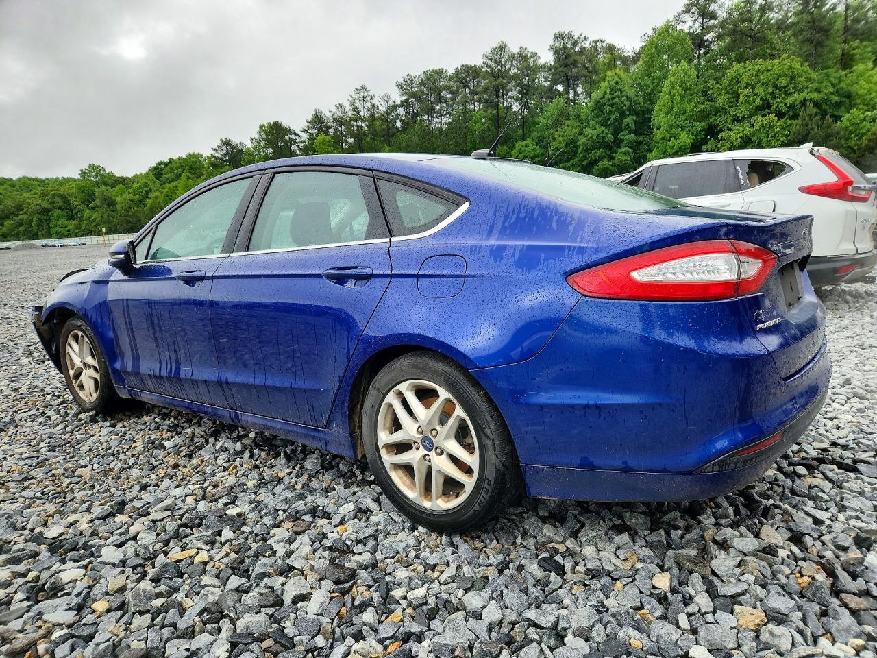 2015 Ford Fusion Se - Фото 2