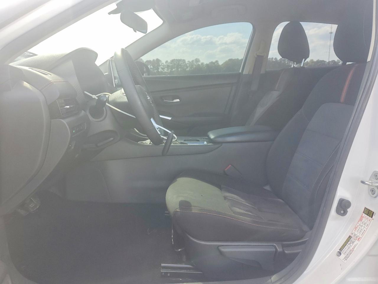 2024 Nissan Sentra Sr - Image 7