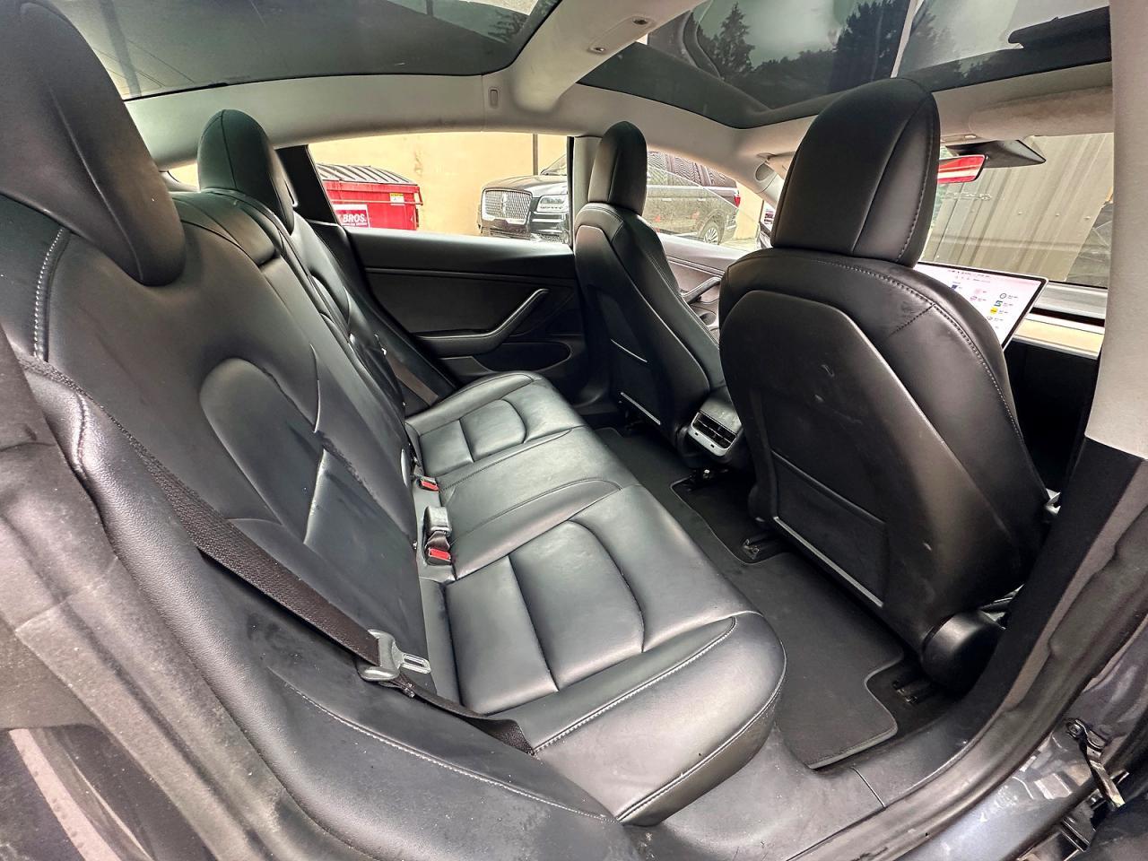 2018 Tesla Model 3 - Image 6