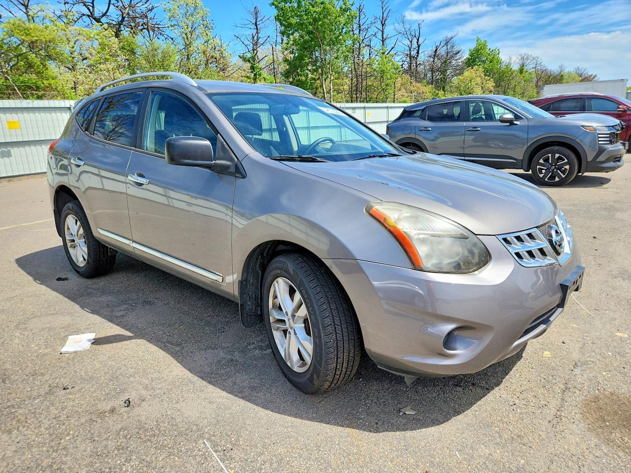 2015 Nissan Rogue Select S - Фото 4