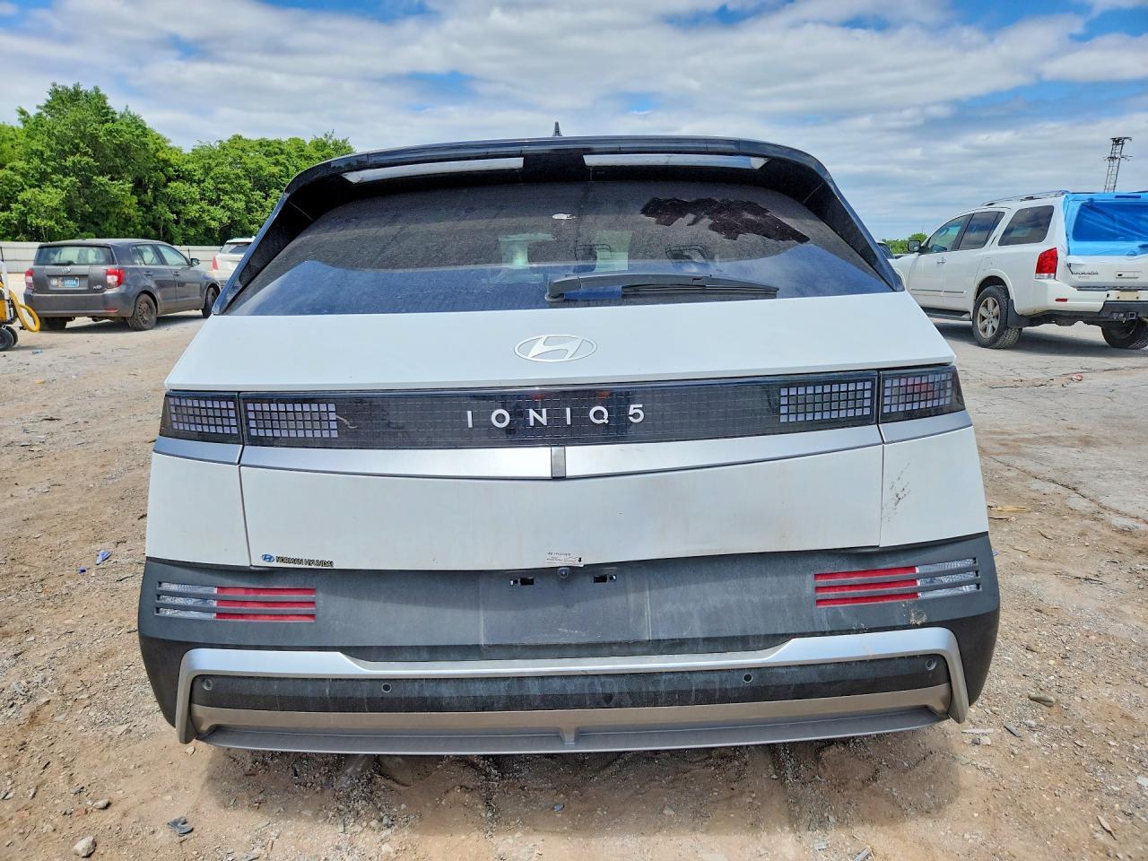 2025 Hyundai Ioniq 5 Se - Image 6
