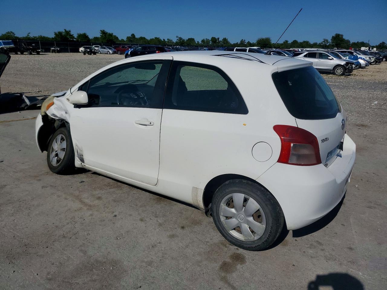 2008 Toyota Yaris Base - Фото 2