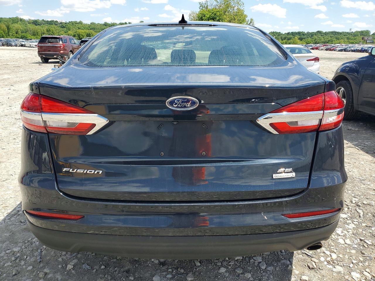2020 Ford Fusion Se - Фото 6