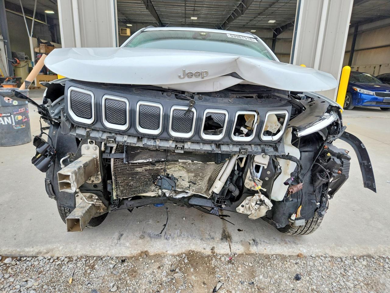 2022 Jeep Compass Latitude - Image 5