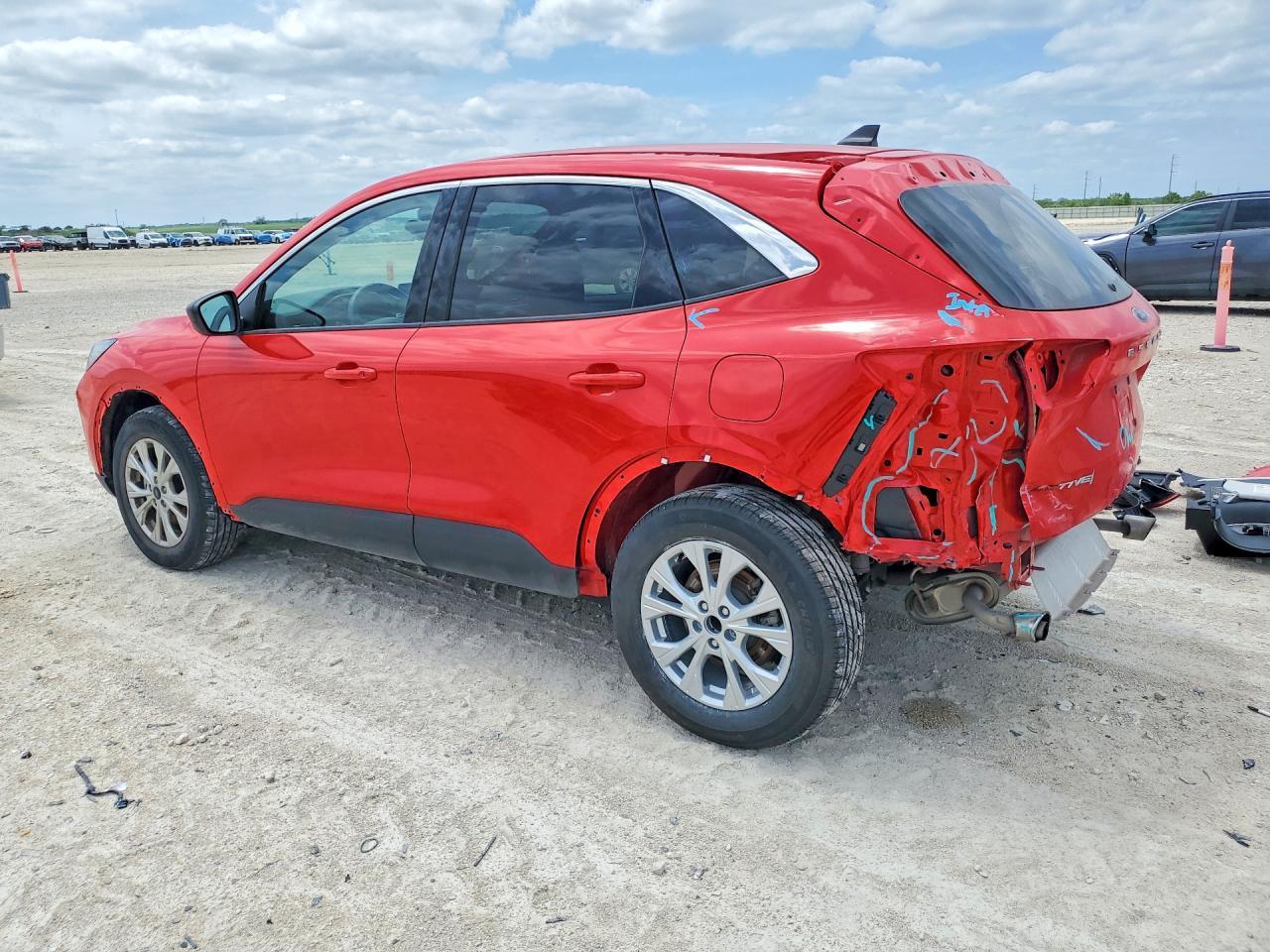 2024 Ford Escape Active - Image 2