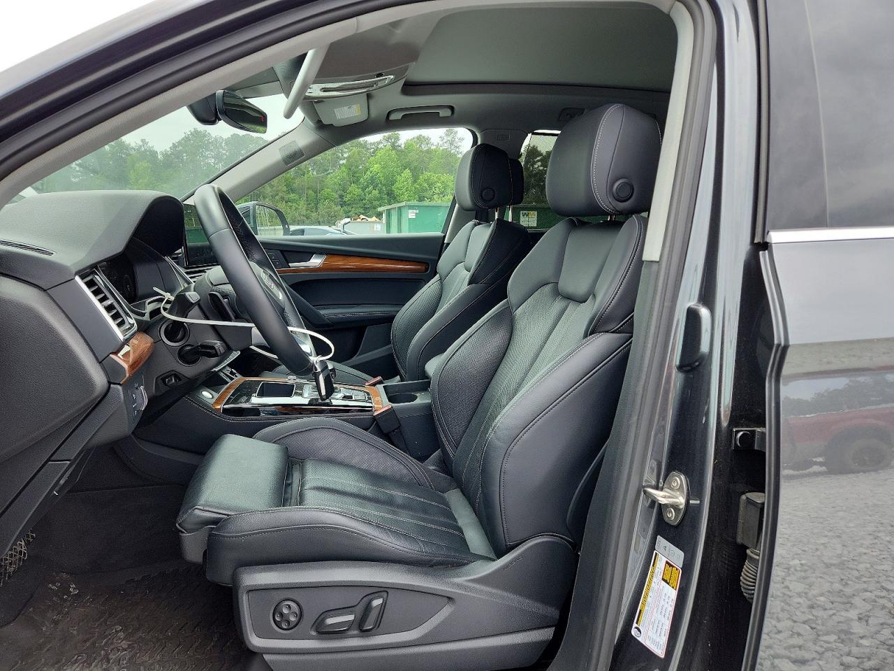 2023 Audi Q5 Premium Plus 45 - Image 7