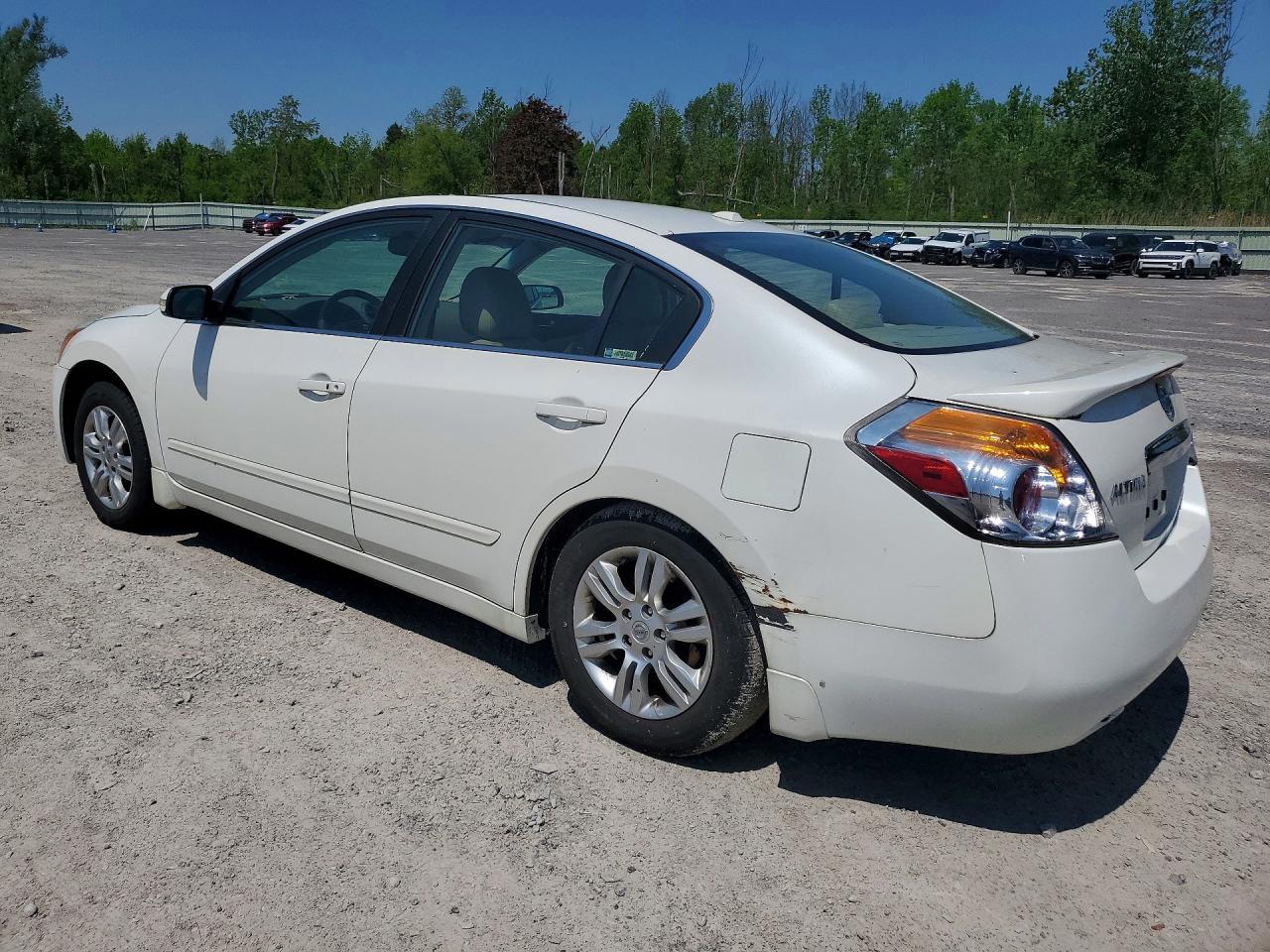 2010 Nissan Altima Base/S - Фото 2