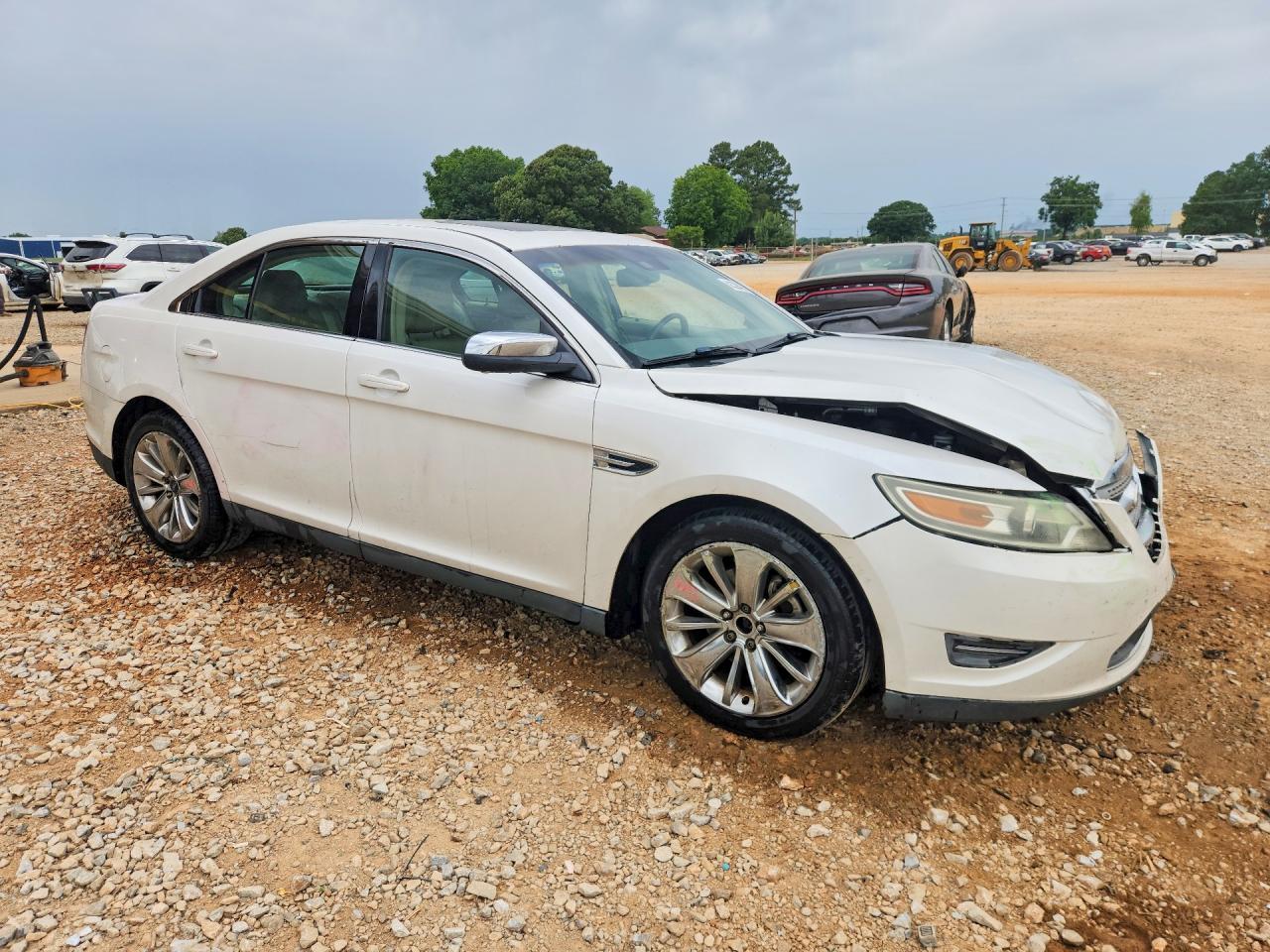 2011 Ford Taurus Limited - Image 4