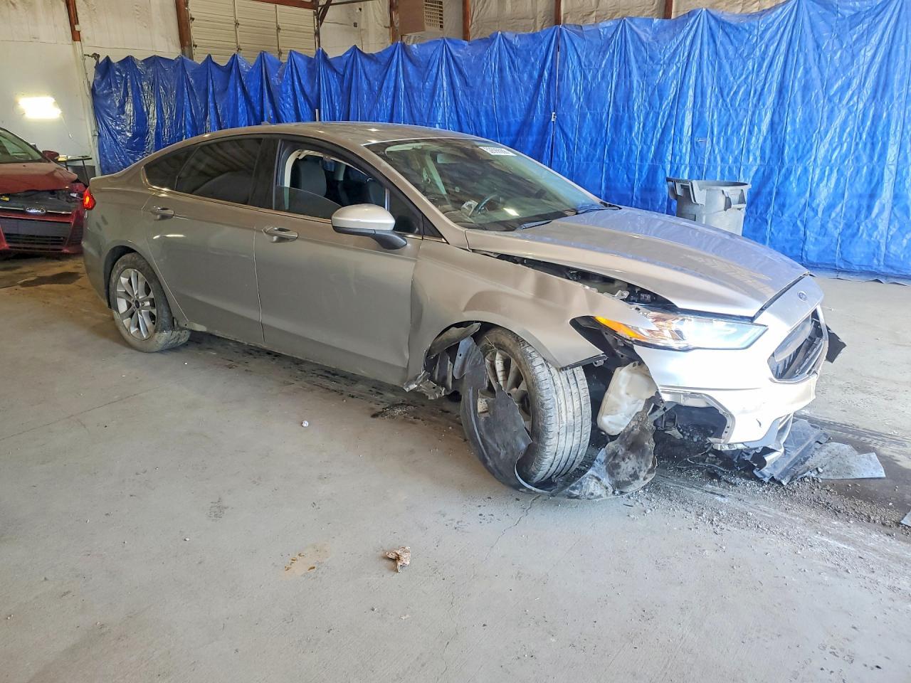 2020 Ford Fusion Se - Фото 4