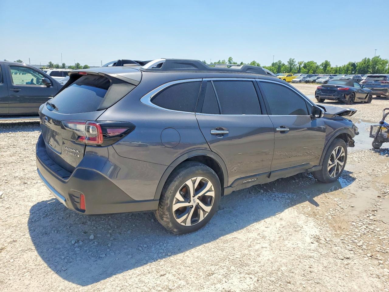 2022 Subaru Outback Touring - Фото 3