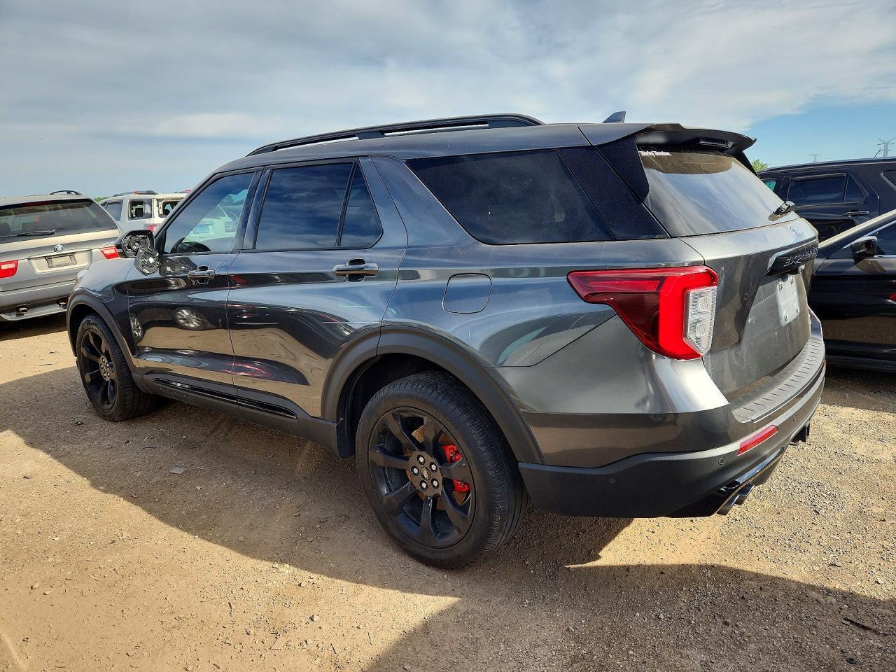 2020 Ford Explorer St - Фото 2