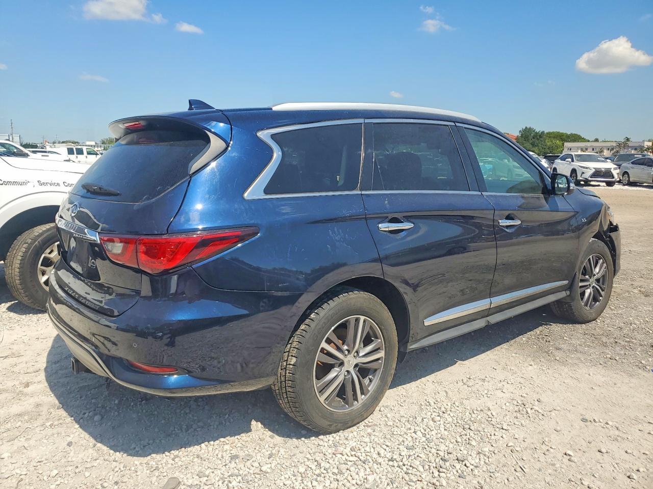 2018 Infiniti Qx60 Base - Image 3