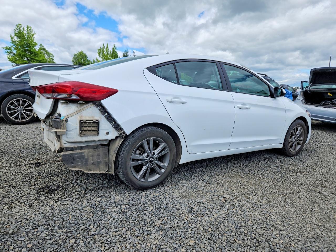 2018 Hyundai Elantra Sel - Image 3