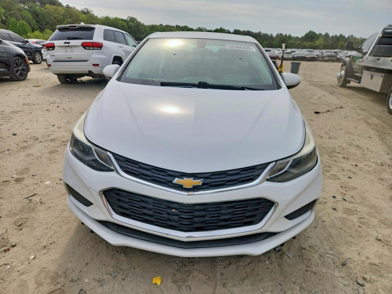 2018 Chevrolet Cruz - Фото 5